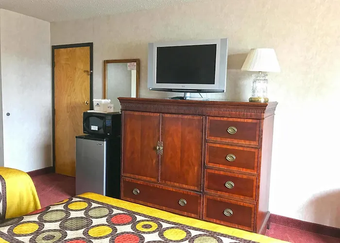 Americas Value Hotel 4*